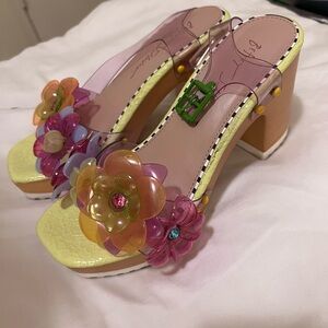 Betsey Johnson Floryn Sandals